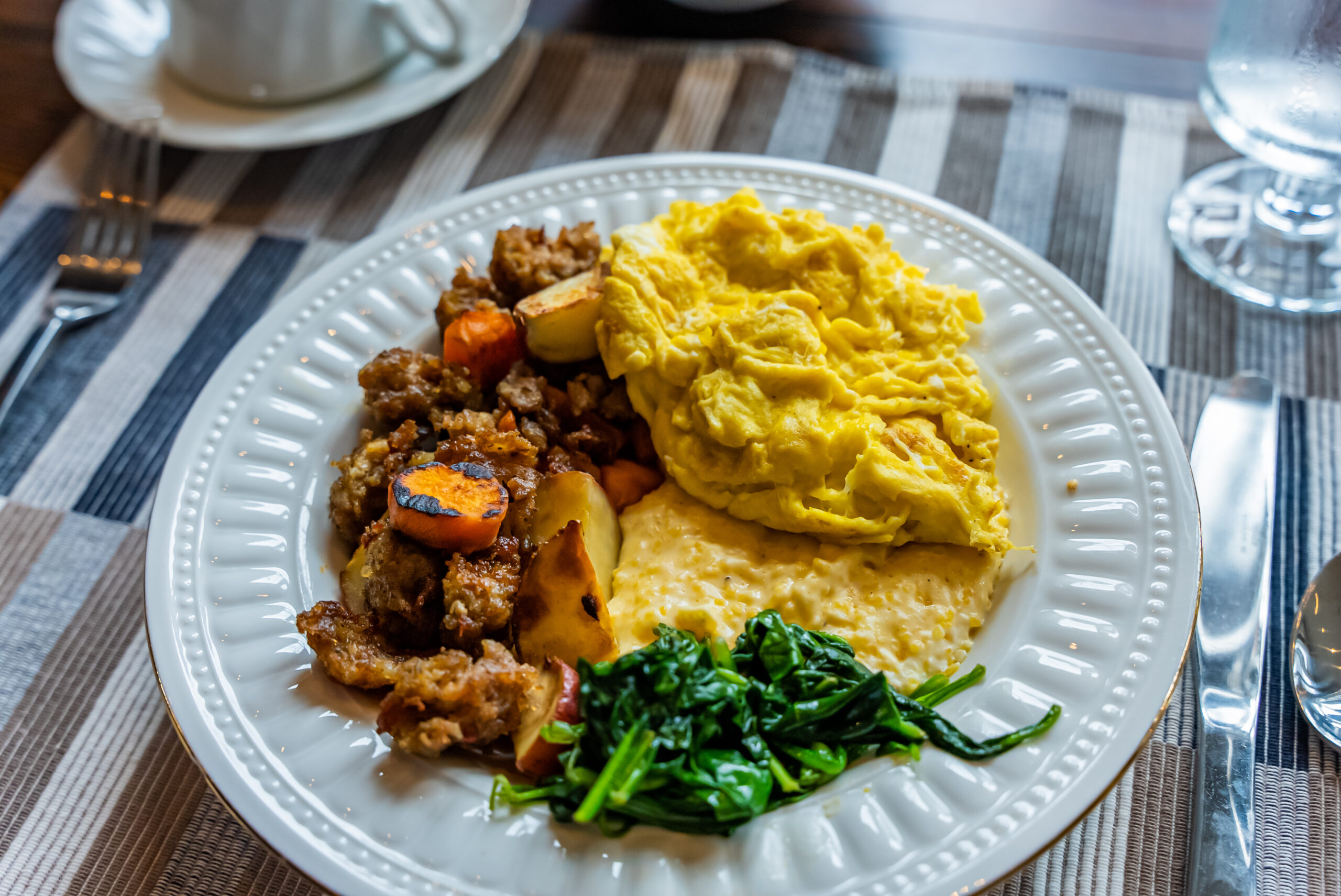 sharon manor breakfast